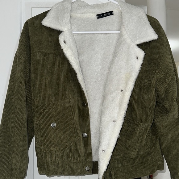 Green Corduroy Semi-Cropped Jacket - Picture 2 of 5